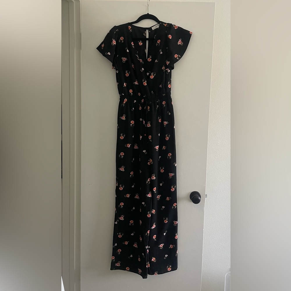 Floral jumpsuit

Brand is Rowe a